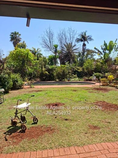 Milton Park House For Sale